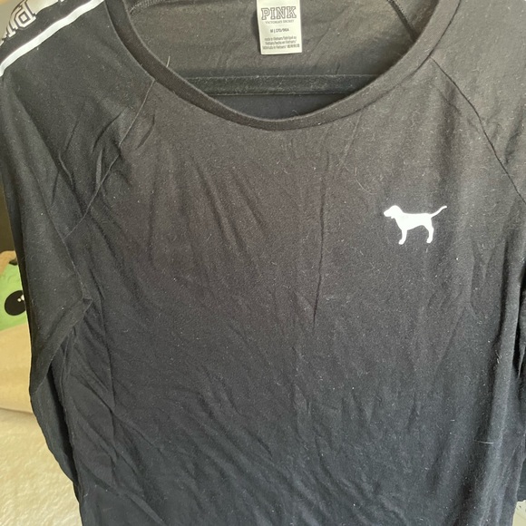 PINK Victoria's Secret Black Long Sleeve Tee - Picture 1 of 3